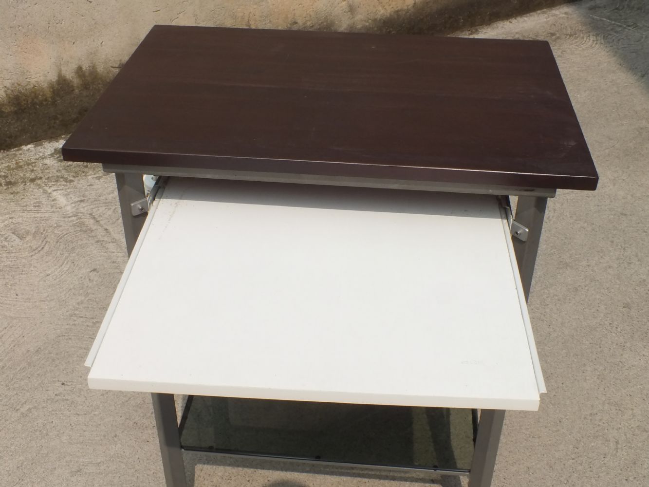 Baratto/scambio: tavolino computer [ elettronica/computer e ...