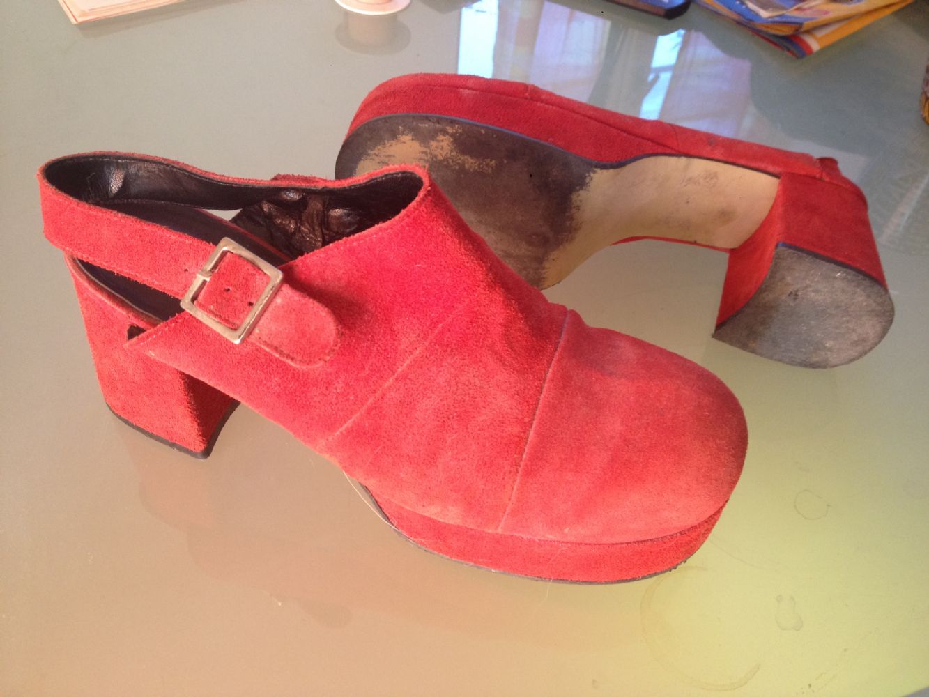 scarpe a punta anni 70