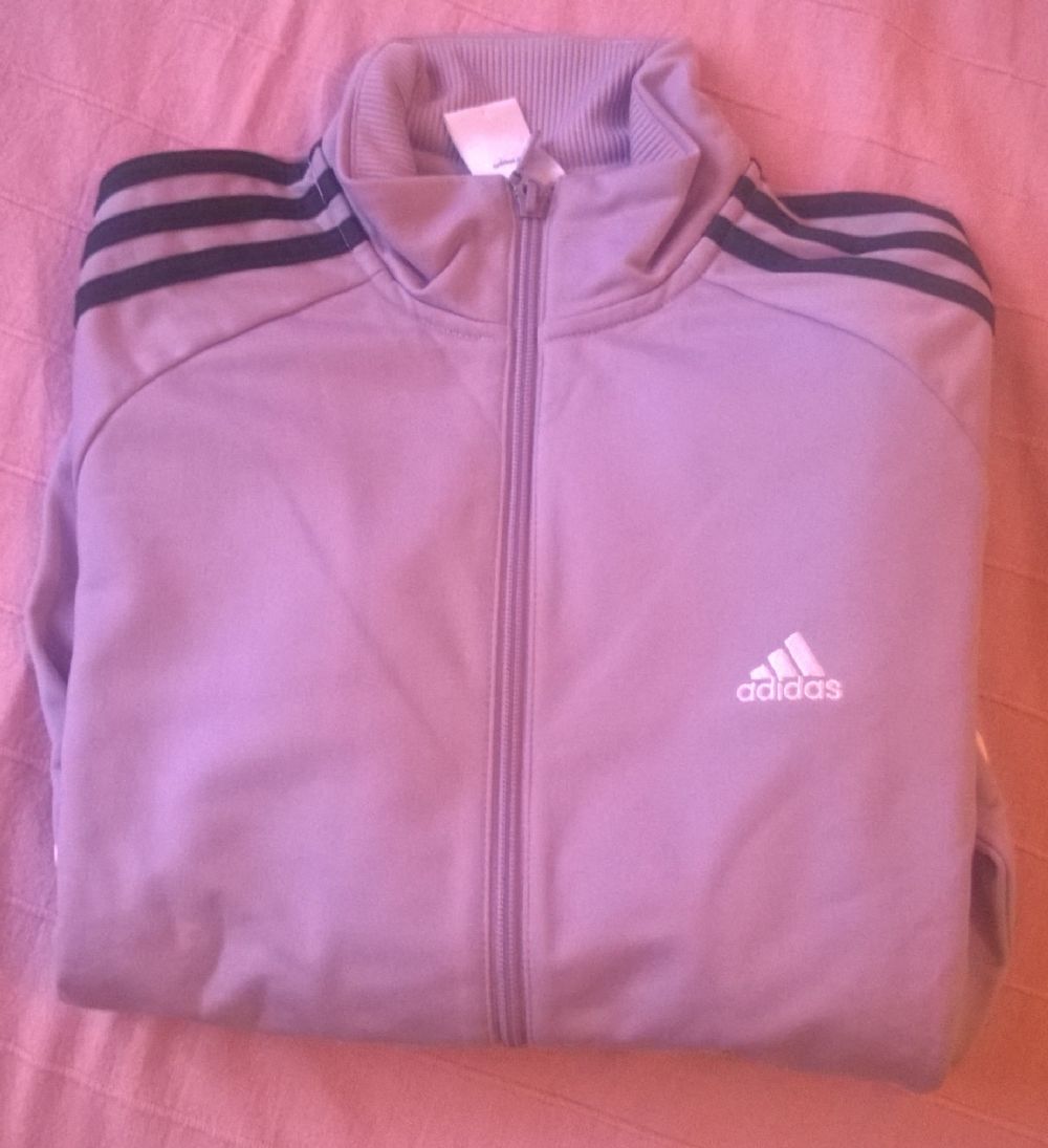 abbigliamento adidas usato