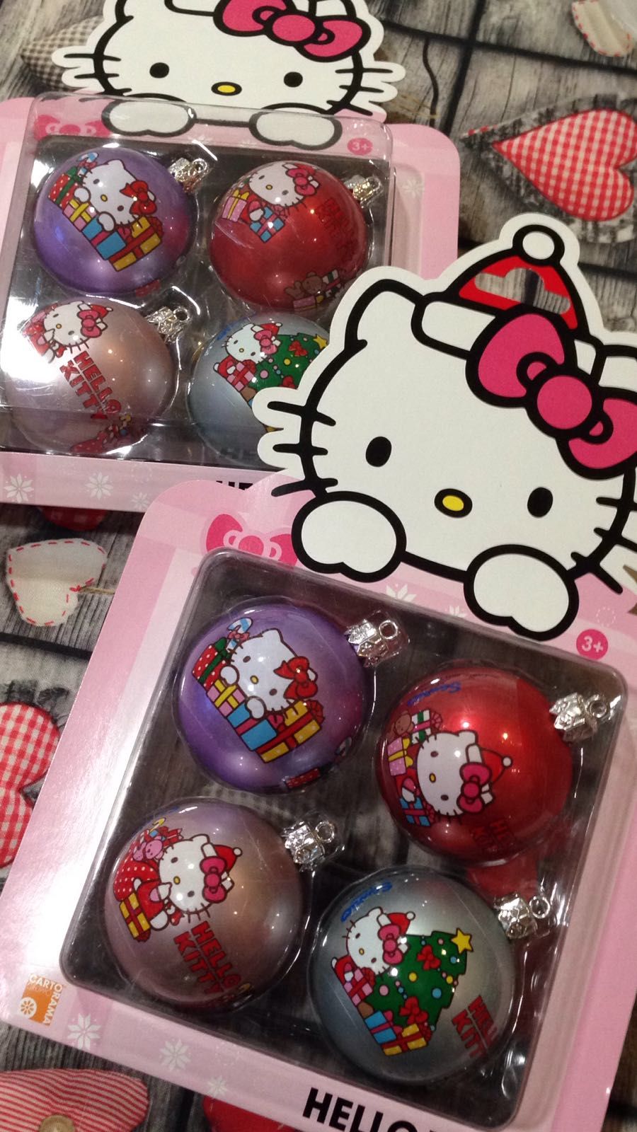 Decorazioni Natalizie Hello Kitty.Baratto Scambio 4 Palle Natale Hello Kitty Arredamento Complementi D Arredo A Giussano Mb Coseinutili It