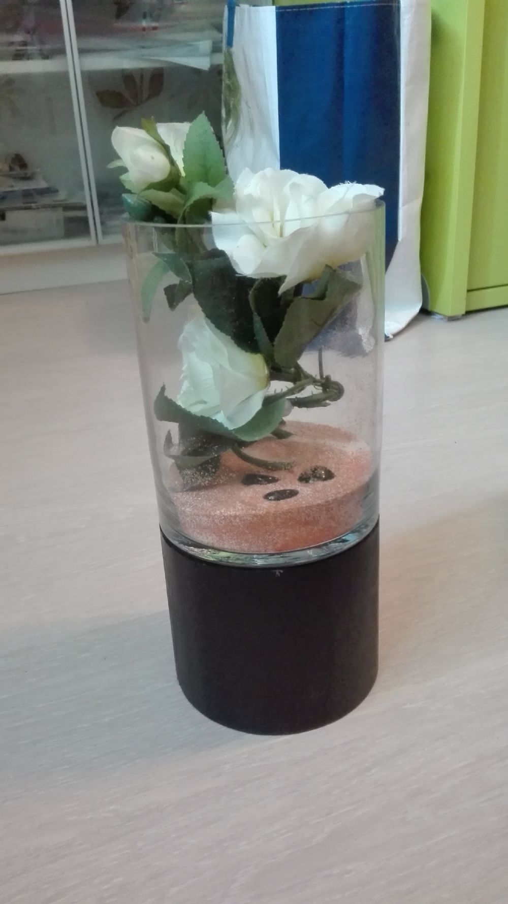 Baratto/Scambio: vaso con fiori finti [ Arredamento/Soggiorno] a Vezza  d'Alba (CN) 
