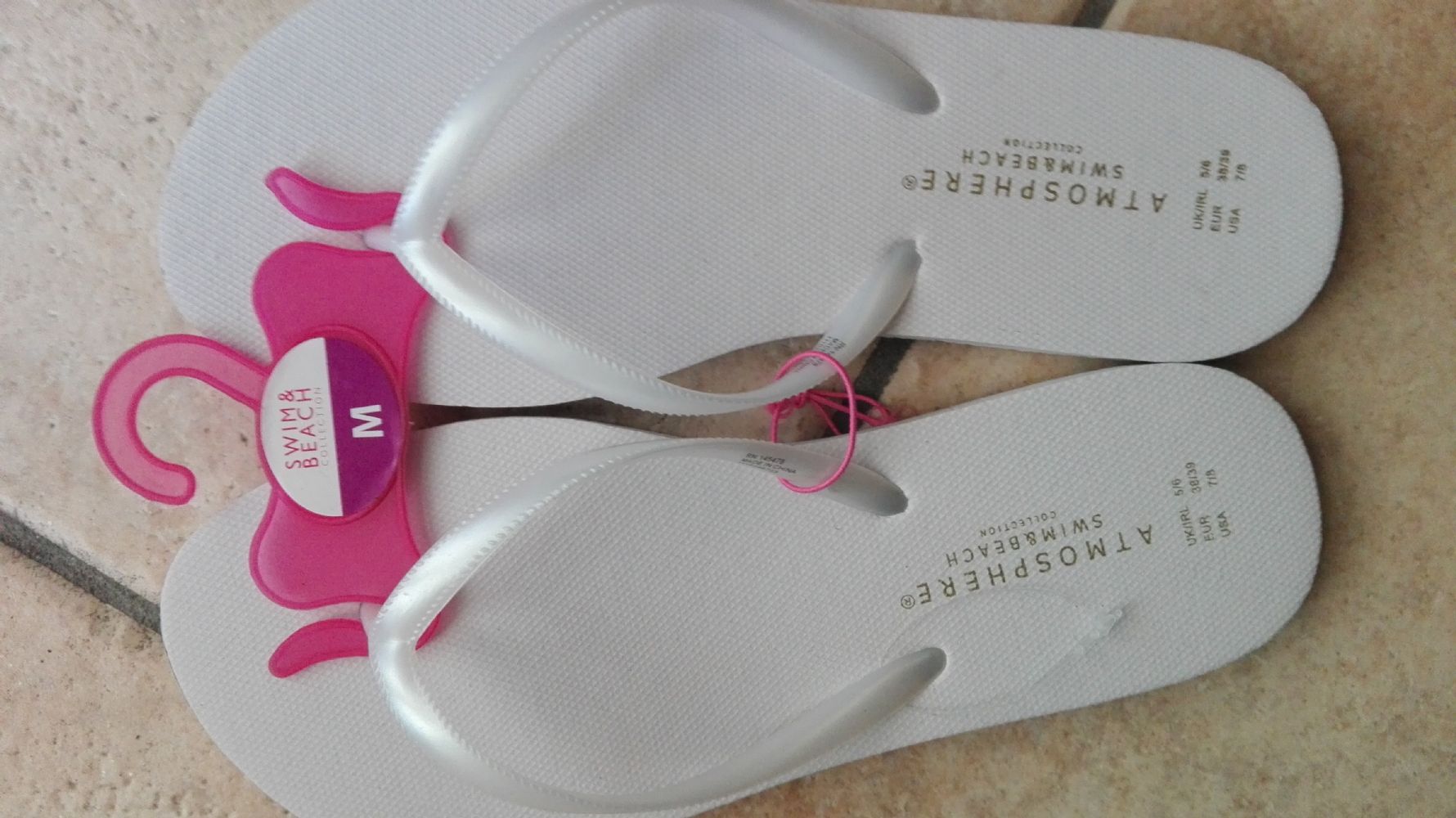 Baratto Scambio Infradito nuove bianche Abbigliamento Scarpe donna a Sesto San Giovanni MI coseinutili