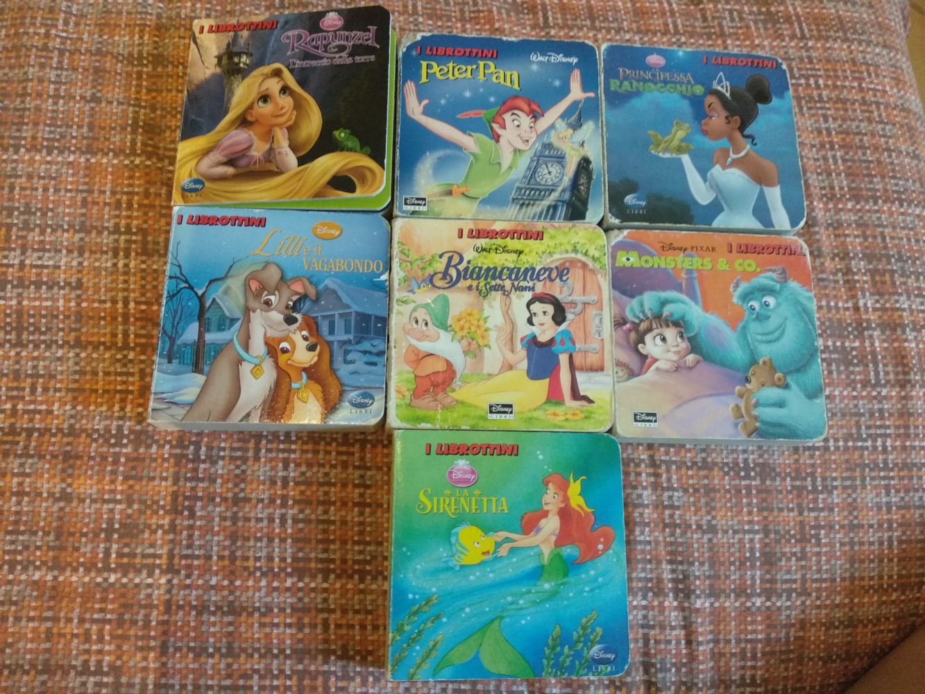 Baratto/Scambio: 7 librottini Disney [ Libri, riviste e fumetti