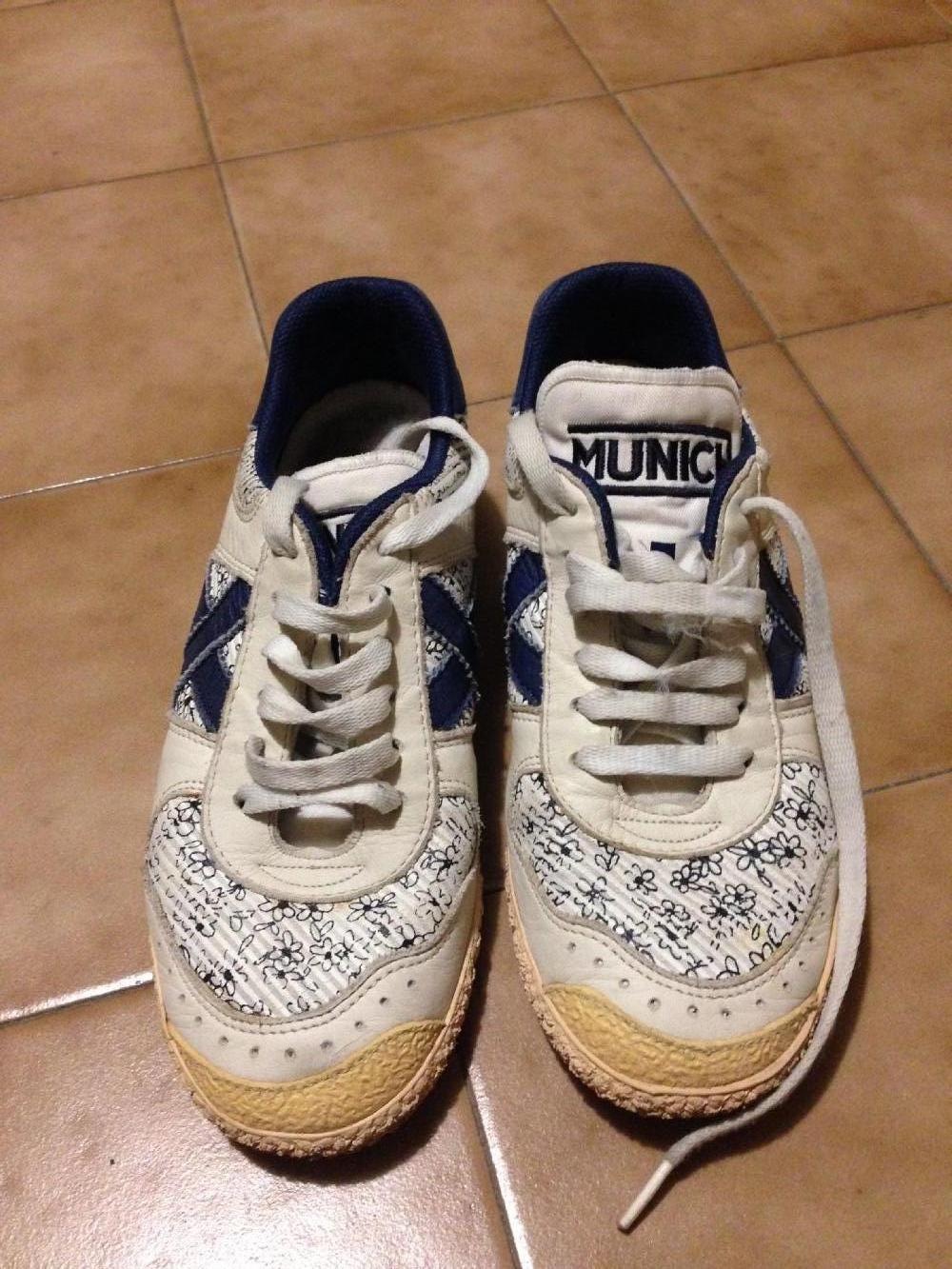 scarpe munich bianche