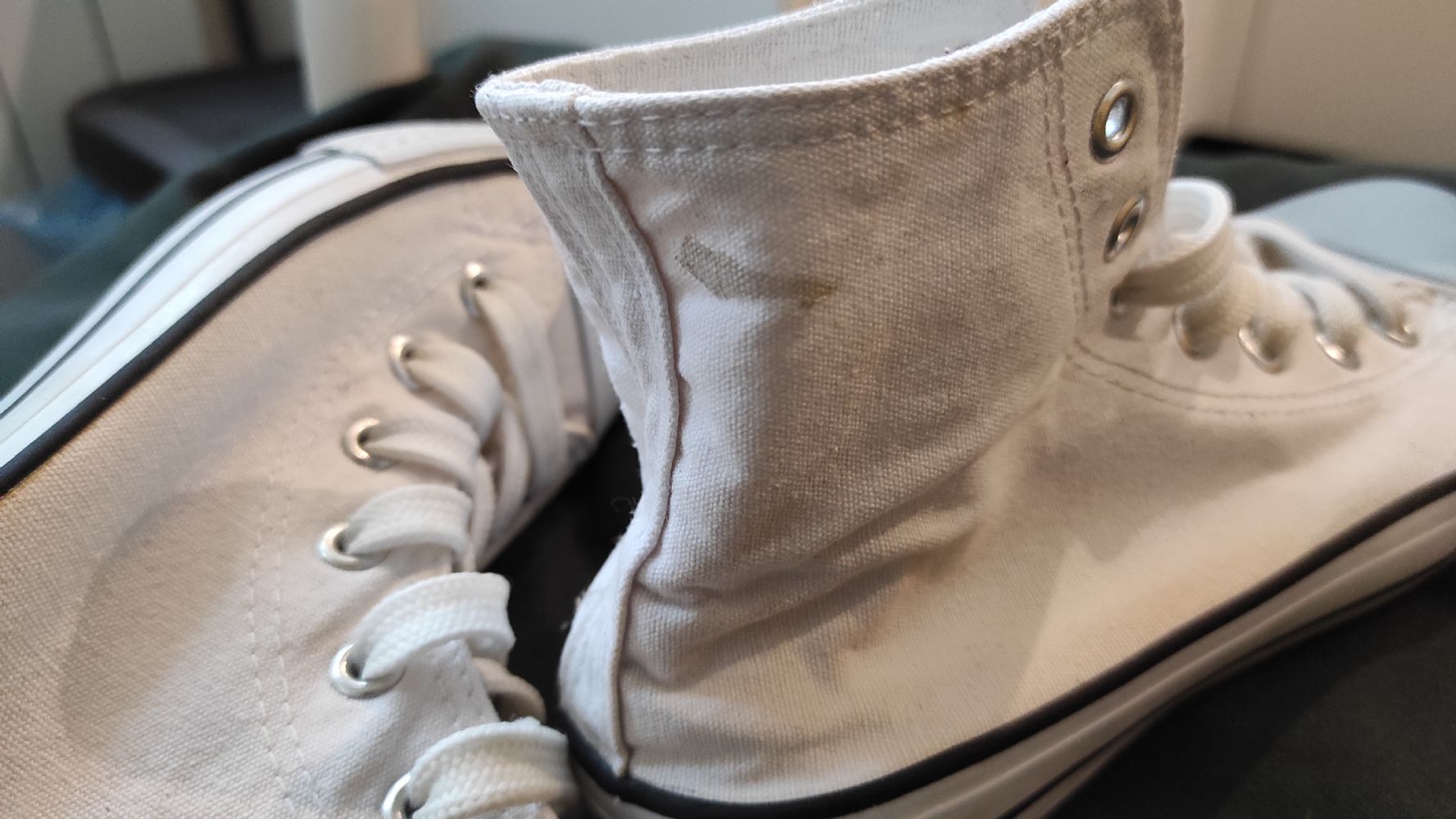 Baratto/Scambio: Scarpe tipo converse 37 [ Abbigliamento/Scarpe donna] a  Cavriglia (AR) - coseinutili.it