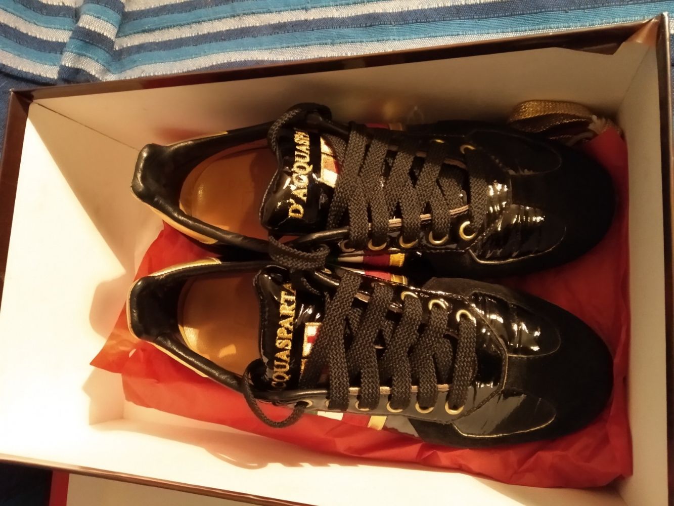 Volta Footwear | SHOPenauer