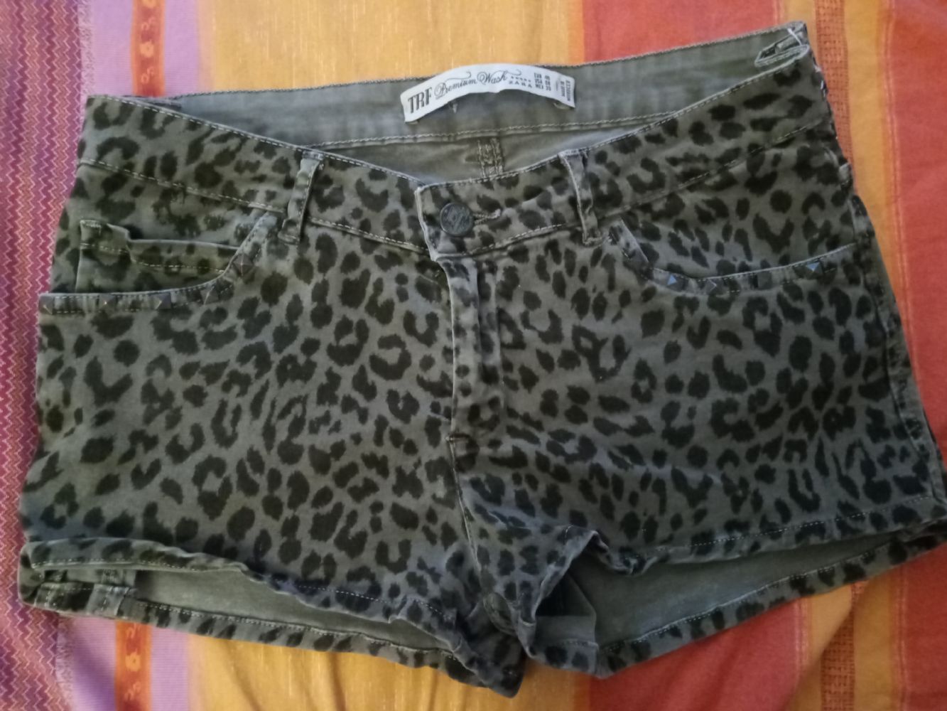 Baratto/Scambio: Pantaloncini leopardati [ Abbigliamento/Abbigliamento  donna] a Sori (GE) - coseinutili.it